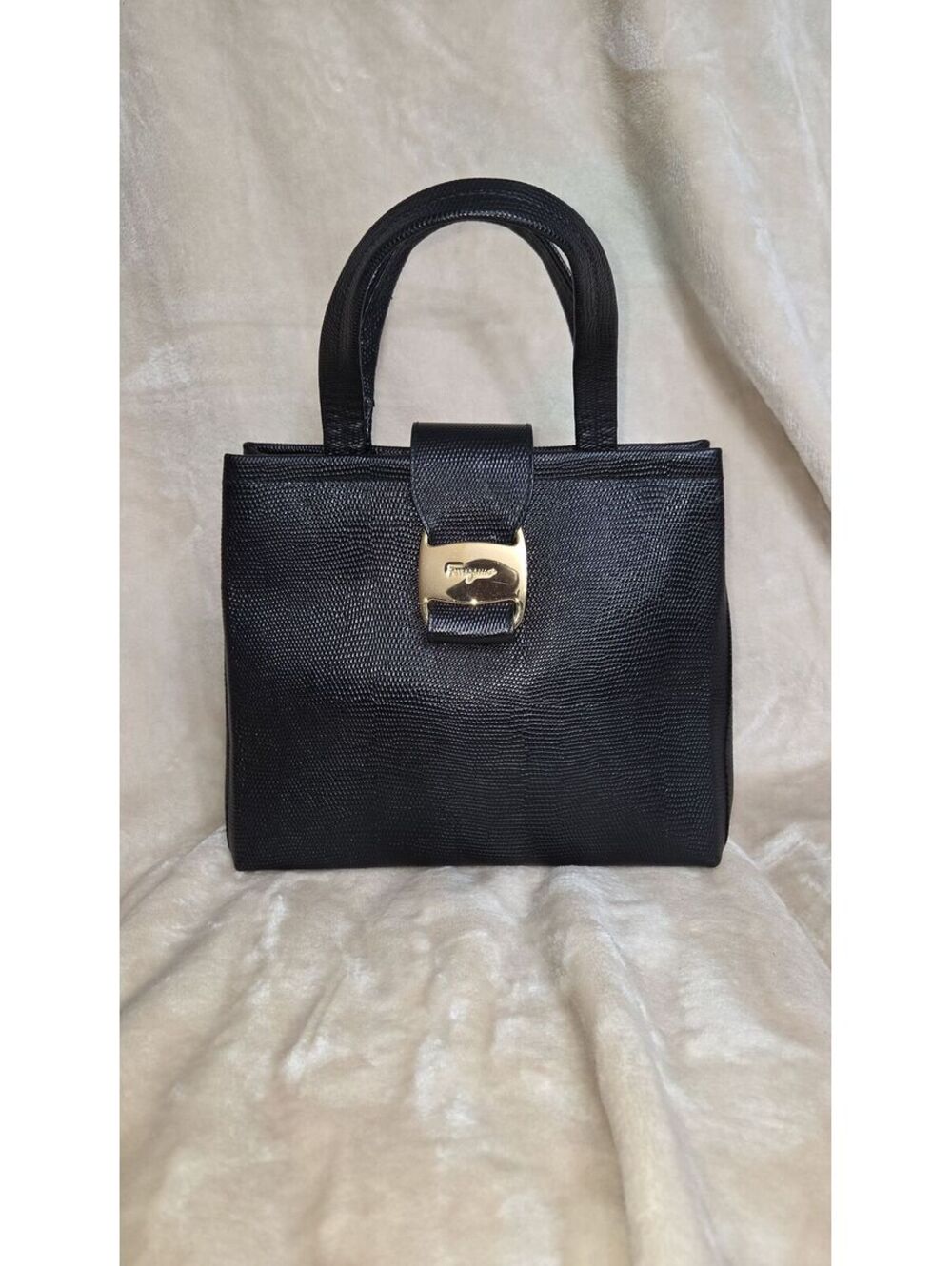 L16. Salvatore Ferragamo Black Vara Bag Leather